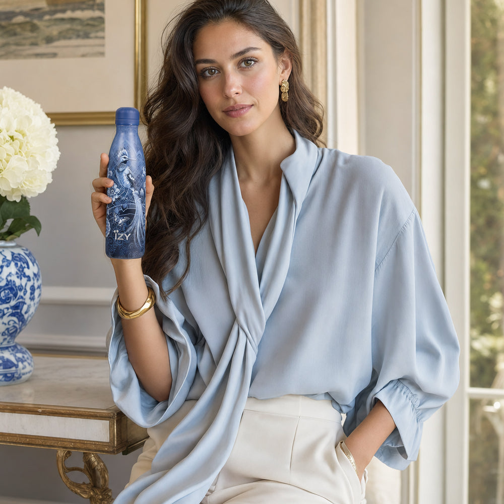 IZY Bottle - Royal Blue - 500ml - Lifestyle