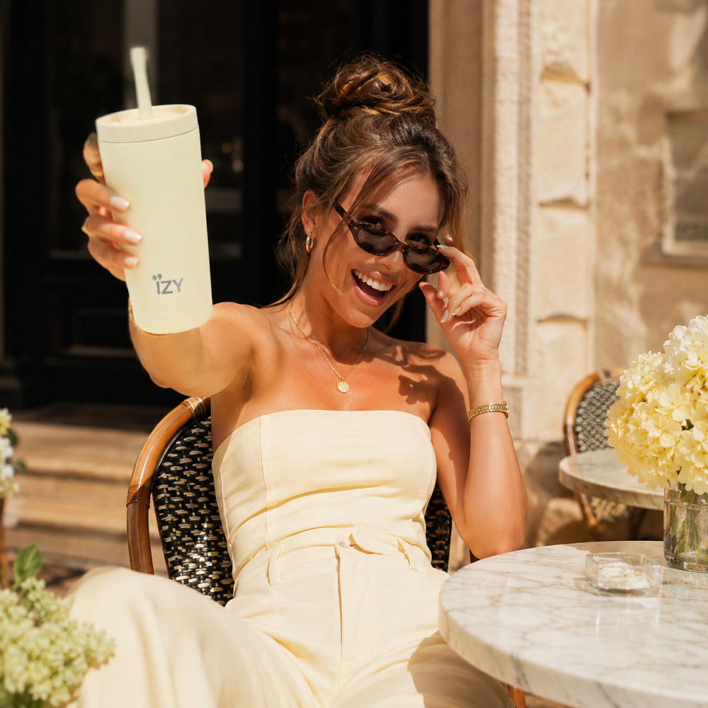 IZY Tumbler - Butter Yellow - lifestyle