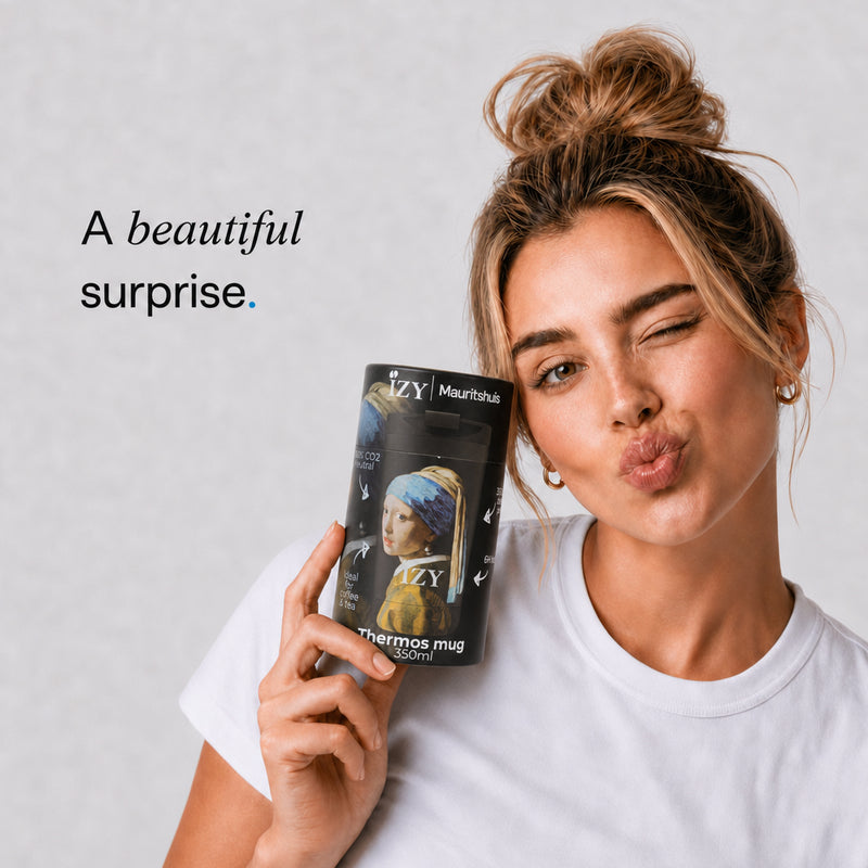 IZY Mug - Girl with a Pearl Earring - 350ml