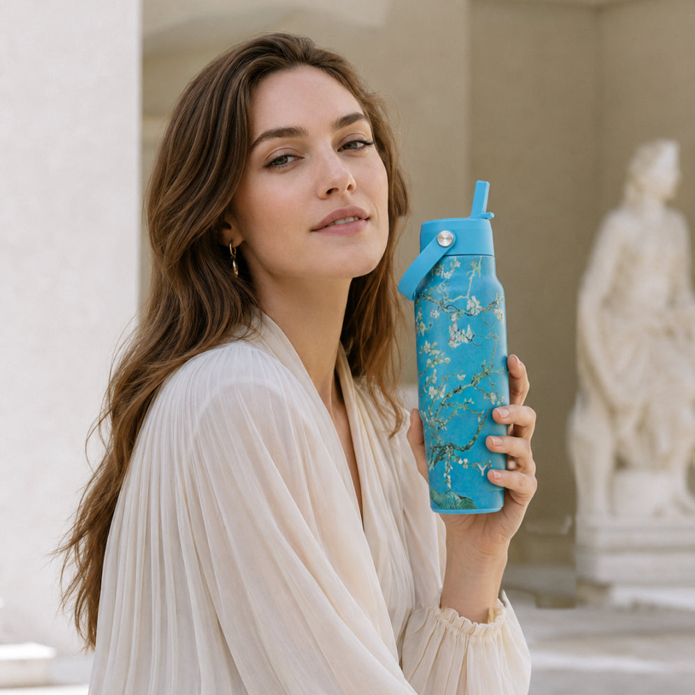 IZY Travel Bottle - Almond Blossom - lifestyle