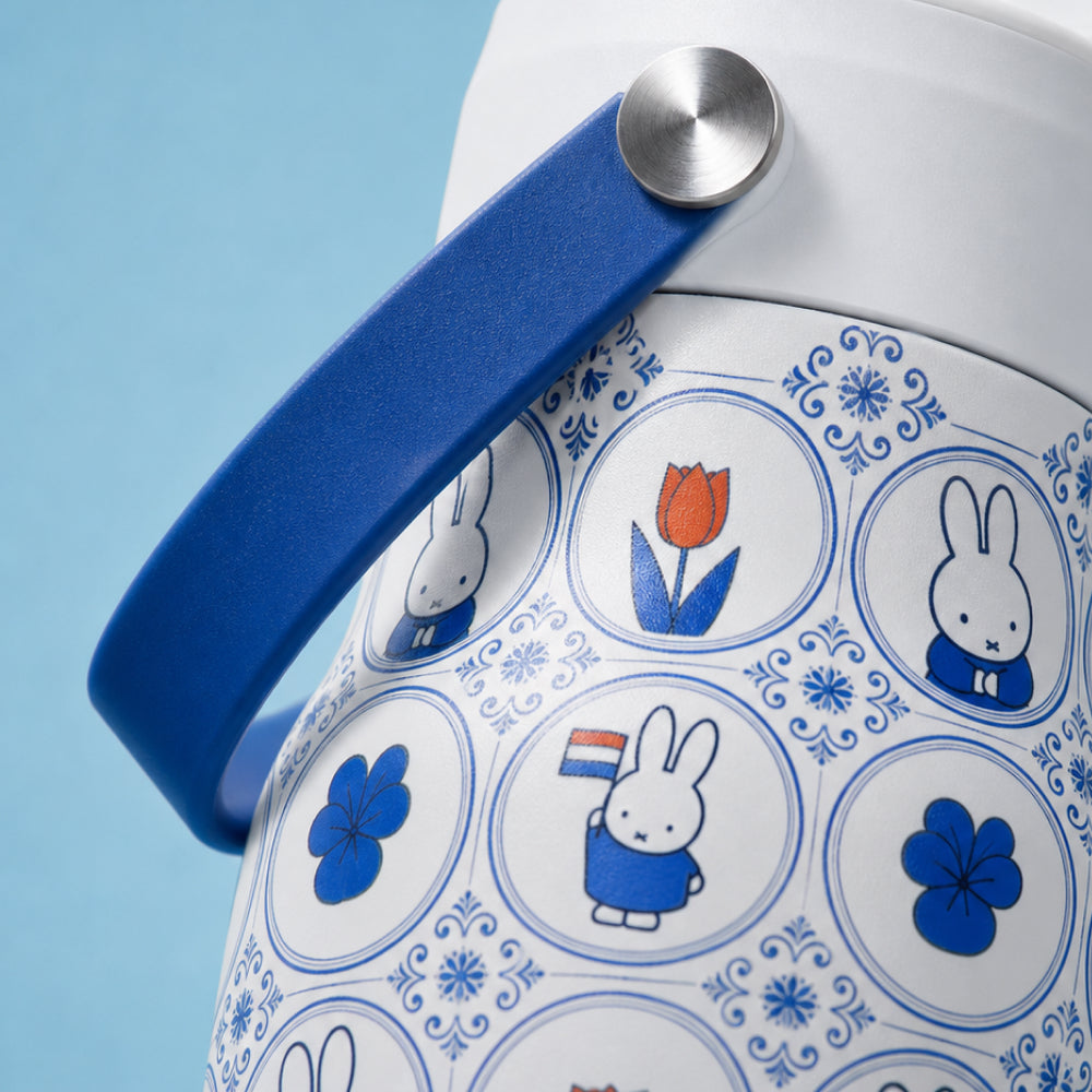 IZY Travel Bottle - Nijntje Tiles - zoom-in