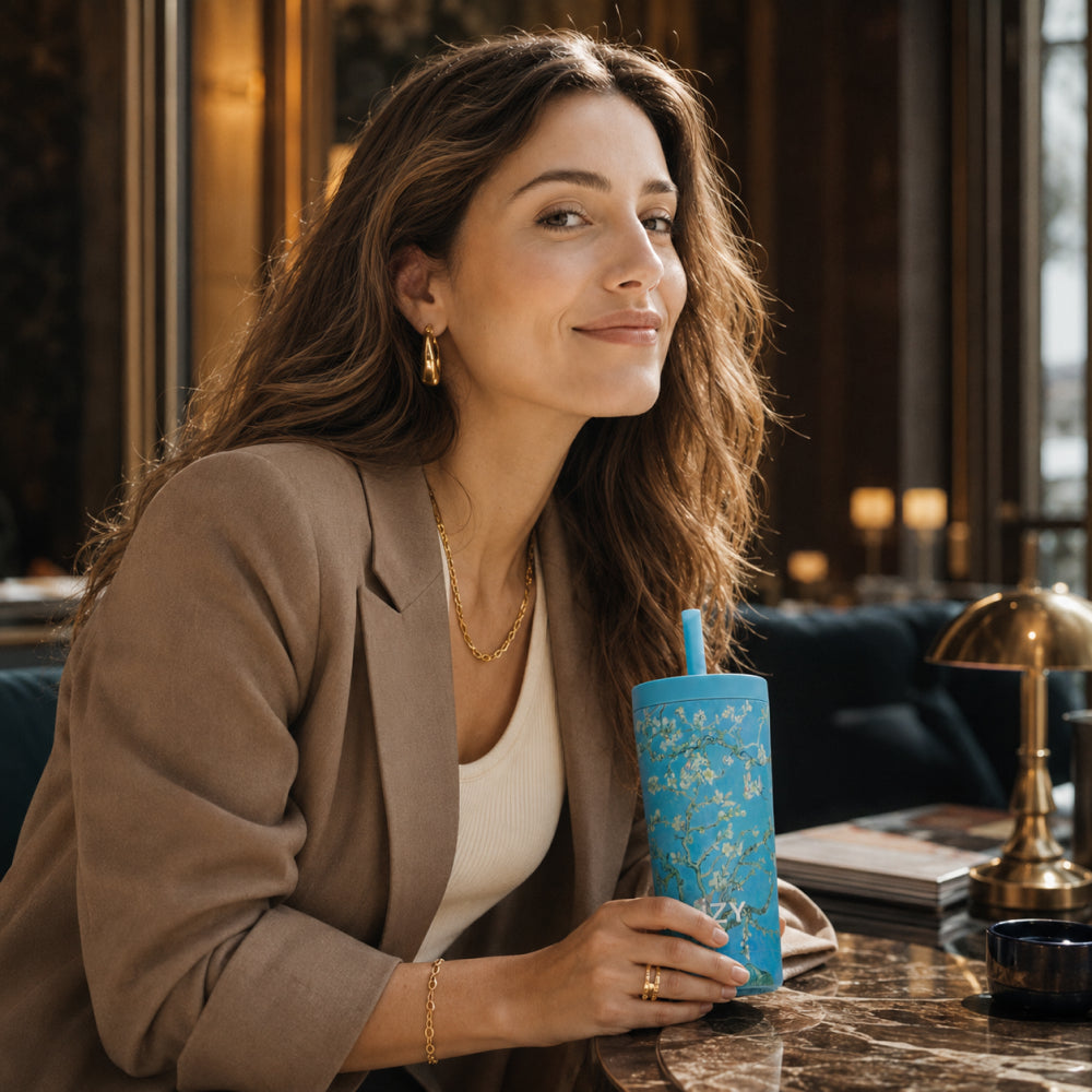 IZY Tumbler - Almond Blossom - Lifestyle
